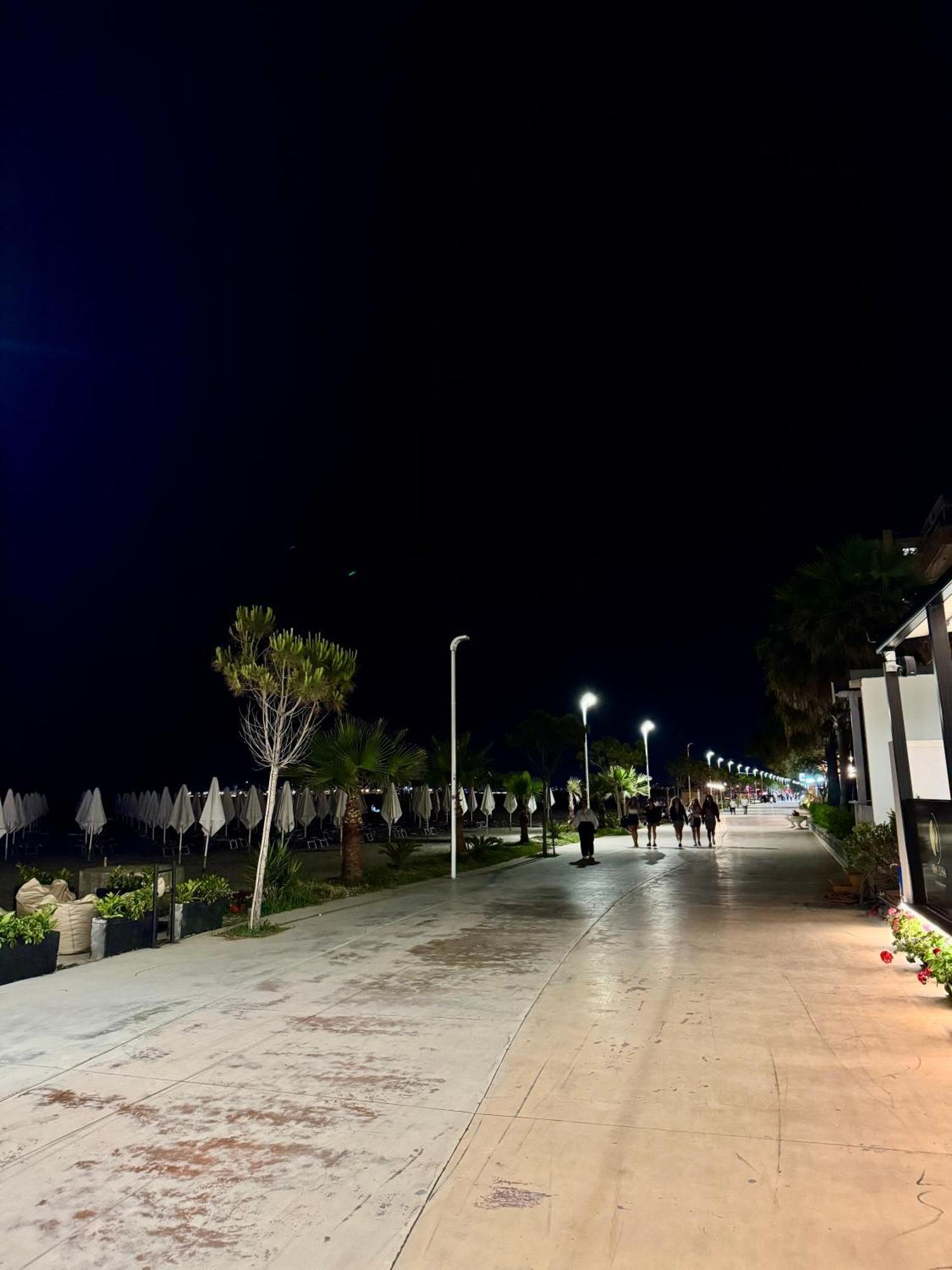Beach Apartment Durrës Exterior foto